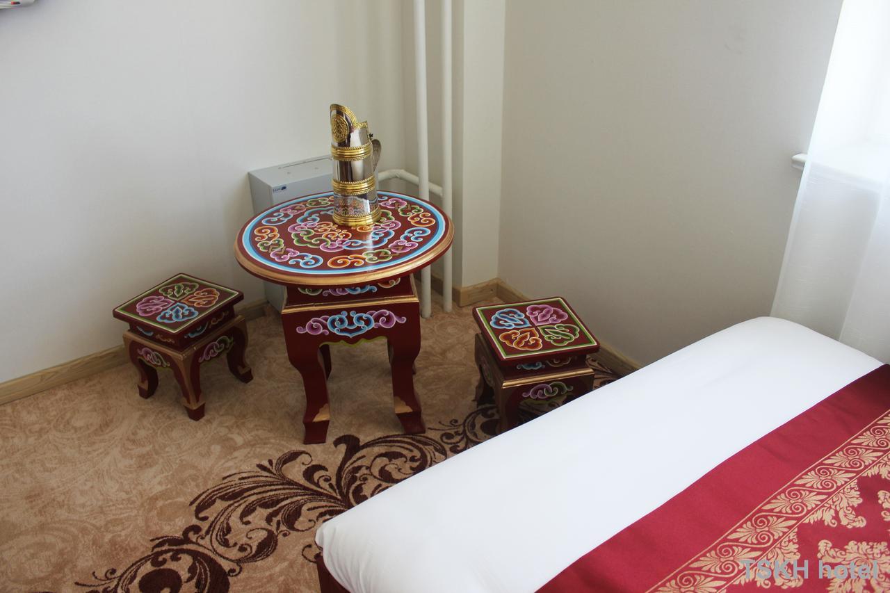 Tsetsen Khangai Hotel 乌兰巴托 外观 照片
